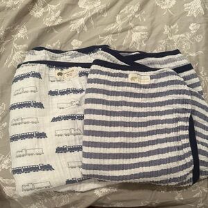 Monica + Andy 100% Organic Cotton Muslin Blanket